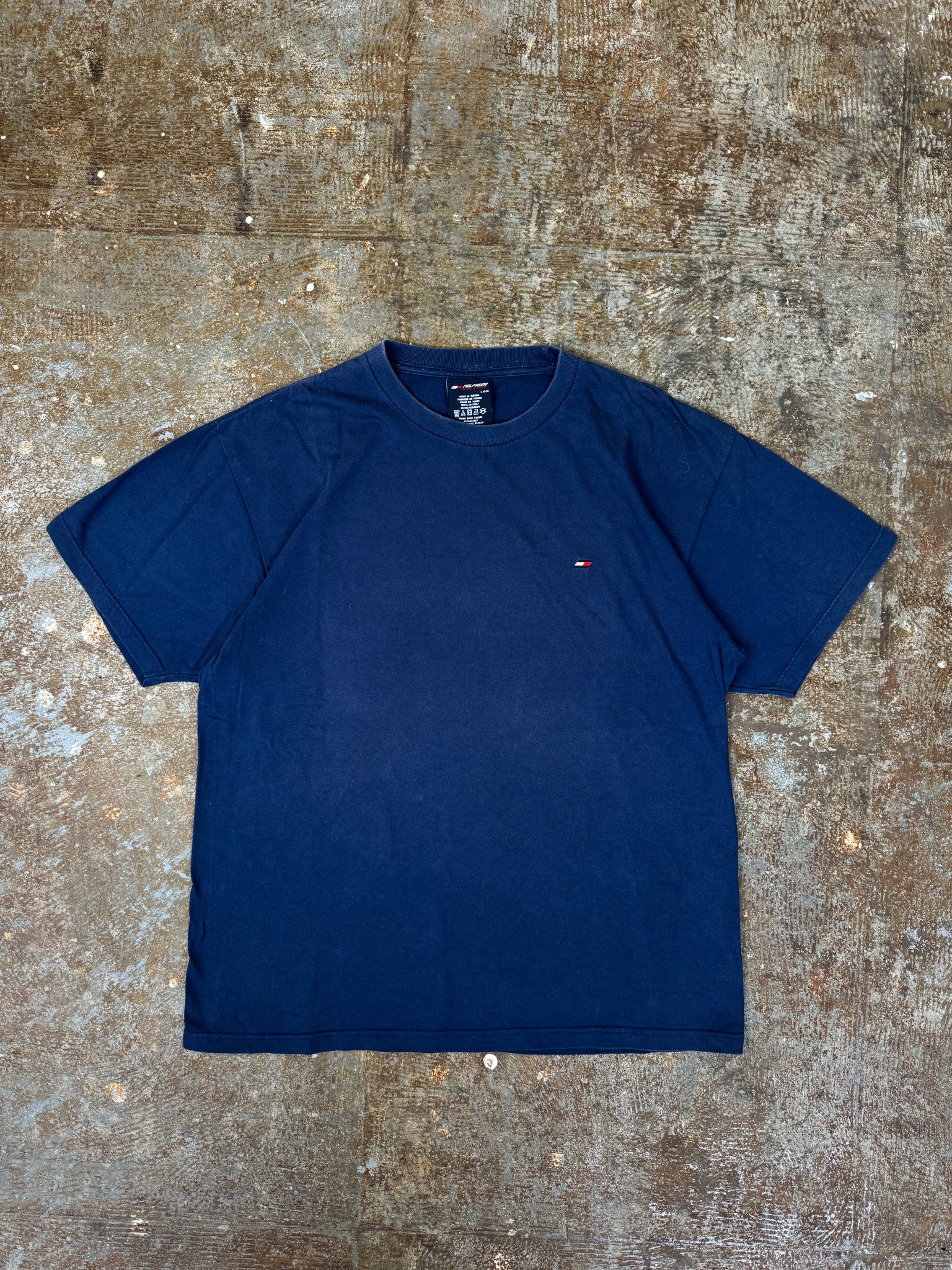 TOMMY HILFIGER T-SHIRT