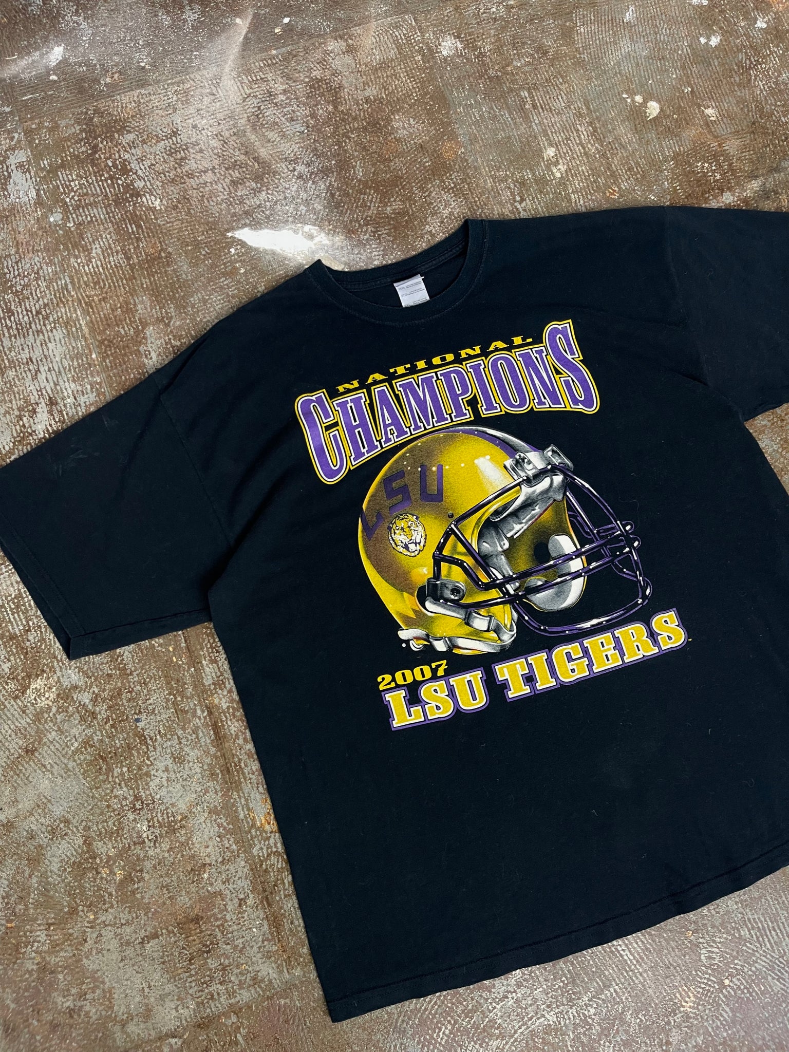 LSU TIGERS NATIONAL CHAMIONS 2007 T-SHIRT